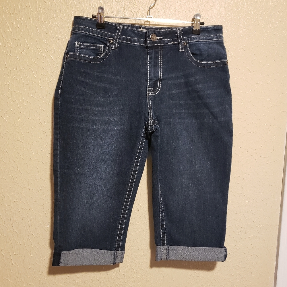 Vigoss Denim Jean Capris Size 10‎